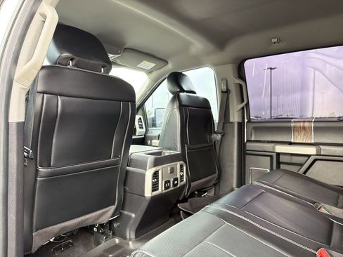 Used 2018 Ford F150 Lariat image 12