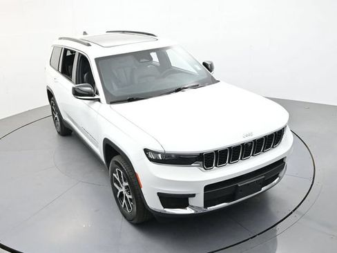 Used 2024 Jeep Grand Cherokee L Limited w/ Luxury Tech Group II AWD/4WD image 25