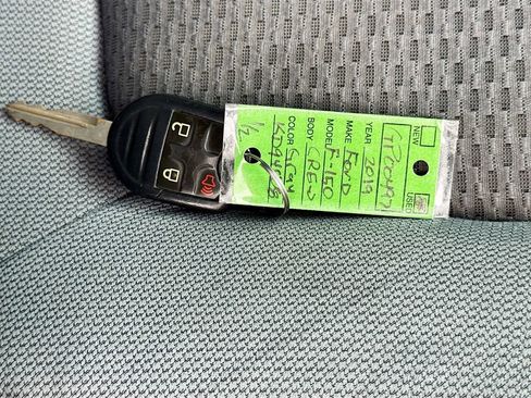 Used 2012 Ford F150 XLT w/ XLT Chrome Pkg image 36