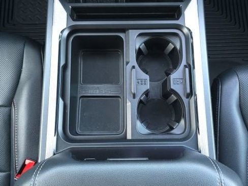 Used 2024 Ford F250 Lariat w/ Lariat Ultimate Package image 38