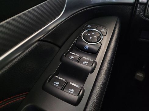 Used 2016 Ford Explorer Sport image 27