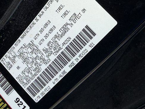 Used 2025 Toyota Tacoma TRD Sport RWD image 10