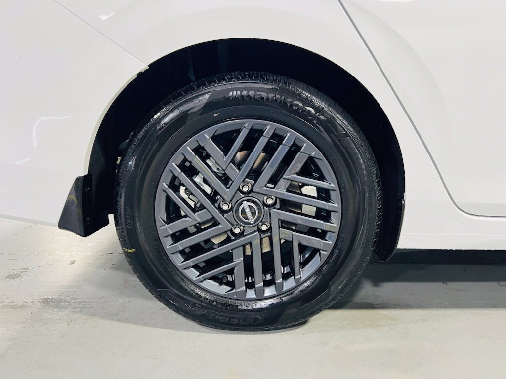 New 2027 Nissan Sentra SV w/ Floor Mat Package FWD image 8