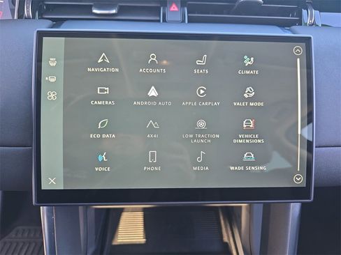 Certified 2025 Land Rover Discovery Sport S image 21