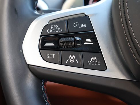 Used 2023 BMW M850i xDrive Convertible image 23