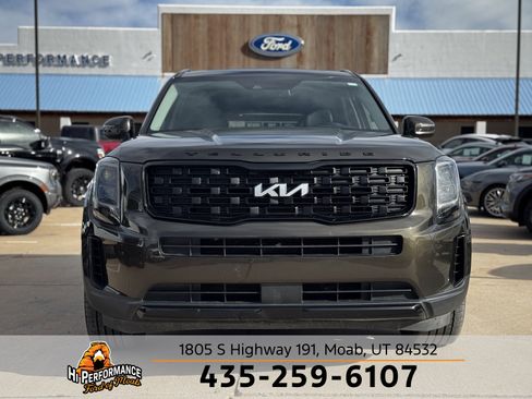 Used 2022 Kia Telluride EX w/ EX Premium Package image 2