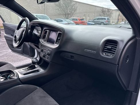 Used 2022 Dodge Charger R/T w/ Plus Group image 37