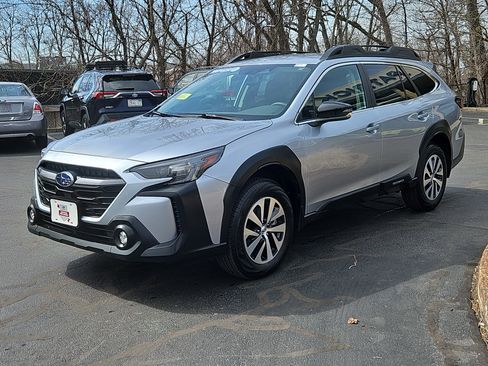 Certified 2025 Subaru Outback Premium image 22