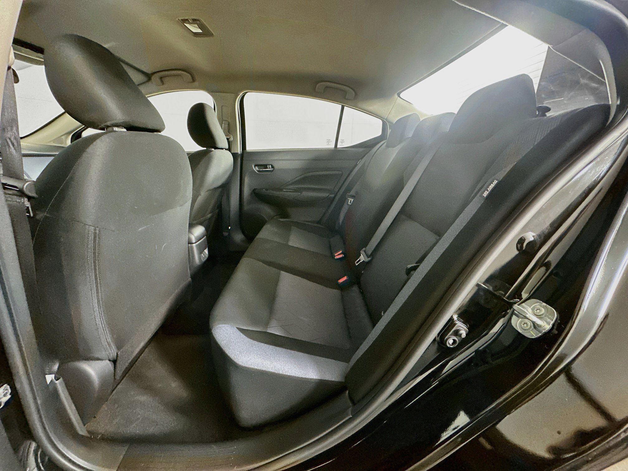 Used 2025 Nissan Versa SV FWD image 26