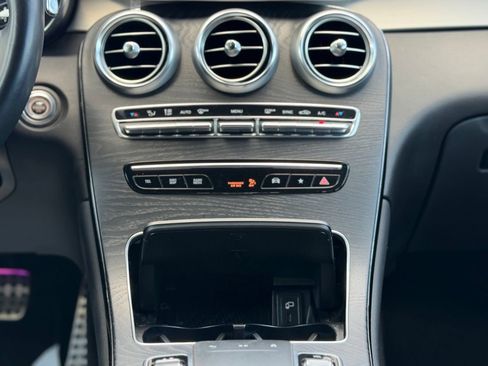 Used 2023 Mercedes-Benz GLC 300 4MATIC Coupe image 32