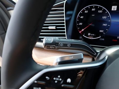 Certified 2026 Mercedes-Benz GLE 450 4MATIC image 36