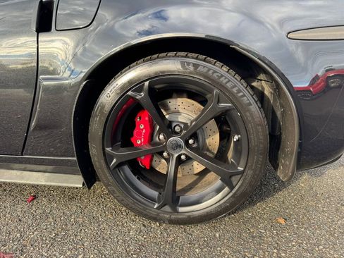 Used 2012 Chevrolet Corvette Grand Sport w/ 3LT Preferred Equipment Group image 10