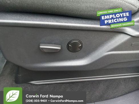 New 2026 Ford F350 XLT w/ XLT Premium Package AWD/4WD image 12