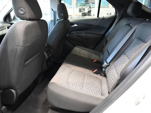 Used 2021 Chevrolet Equinox LT image 11