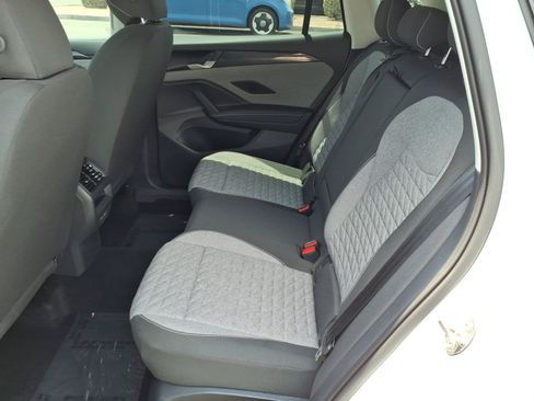 Certified 2025 Volkswagen Tiguan S FWD image 21