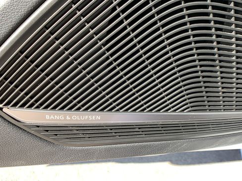 Used 2024 Audi A4 2.0T Premium Plus image 16