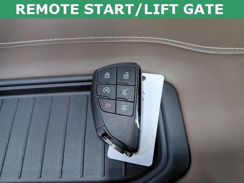 Certified 2023 Chevrolet Suburban High Country w/ Premium Package 2 image 13