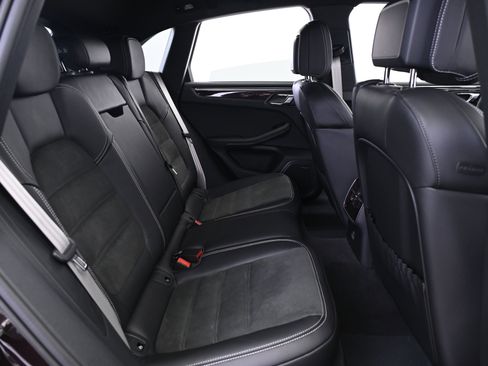 Used 2026 Porsche Macan GTS image 18