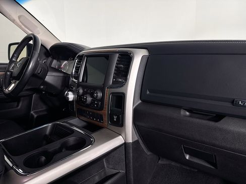 Used 2018 RAM 1500 Laramie w/ Convenience Group image 29