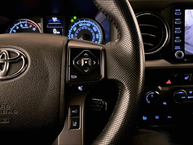 Used 2021 Toyota Tacoma TRD Sport w/ TRD Premium Sport Package AWD/4WD image 18