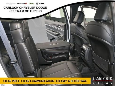 New 2025 Jeep Grand Cherokee L Limited w/ Luxury Tech Group II image 39