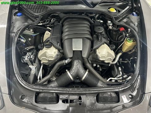 Used 2015 Porsche Panamera image 18