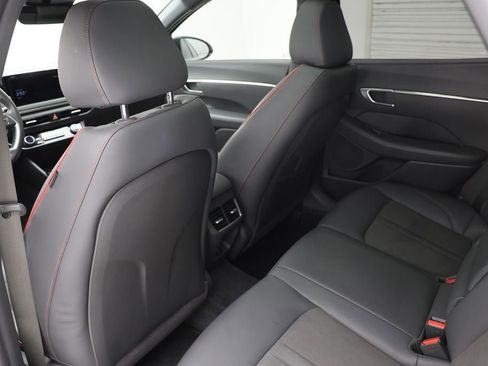 Used 2023 Hyundai Sonata SEL Plus image 11