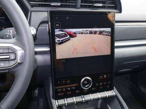 New 2027 GMC Terrain Elevation w/ Elevation Premium Package FWD image 18