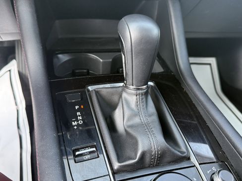 Used 2025 MAZDA MAZDA3 s image 23