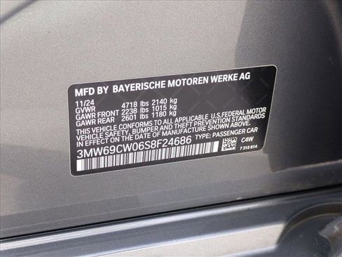 Certified 2025 BMW 330i Sedan w/ Premium Package image 26