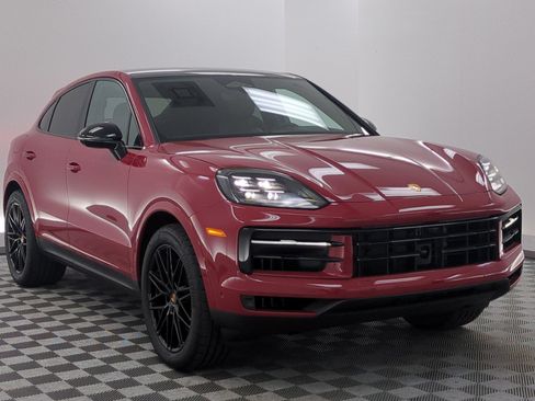 New 2026 Porsche Cayenne Coupe AWD/4WD image 8