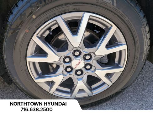 Used 2021 GMC Acadia SLT w/ Technology Package AWD/4WD image 48