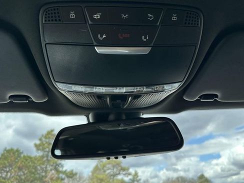 Used 2019 Mercedes-Benz GLC 300 4MATIC image 29