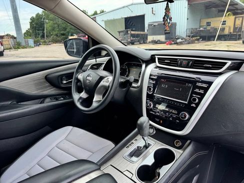 Used 2015 Nissan Murano S AWD/4WD image 22