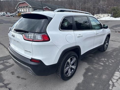 Used 2021 Jeep Cherokee Limited image 3