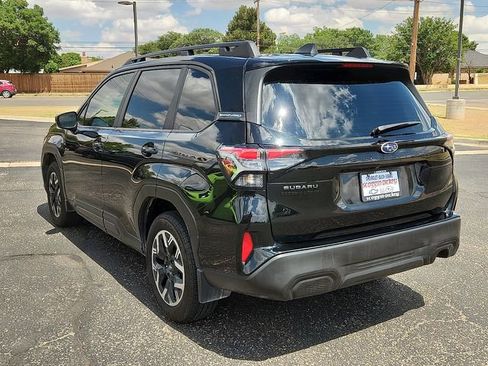 Certified 2025 Subaru Forester Premium AWD/4WD image 3