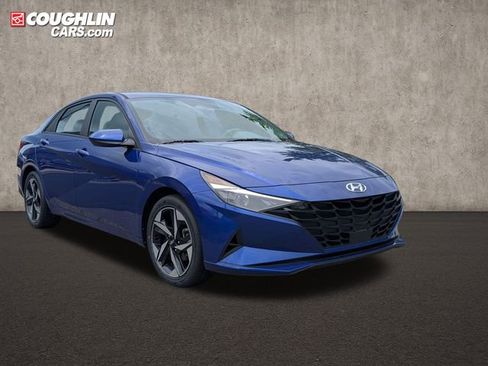 Certified 2023 Hyundai Elantra SEL w/ Convenience Package FWD image 1