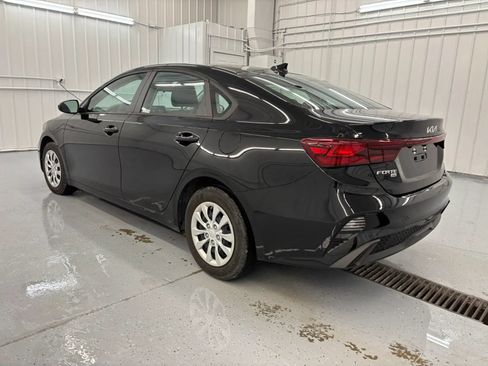 Used 2024 Kia Forte LX FWD image 6