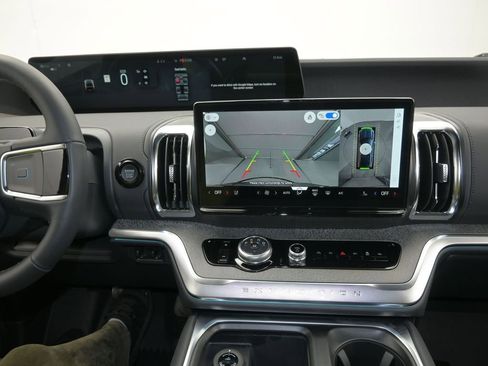 New 2026 Ford Expedition Tremor image 24