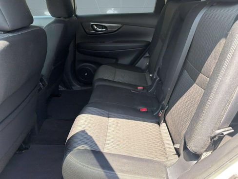Used 2018 Nissan Rogue S w/ S Value Package FWD image 23