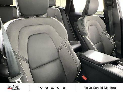 Used 2021 Volvo XC60 T8 R-Design w/ Protection Package Premier image 24