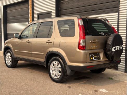 Used 2005 Honda CR-V EX image 7