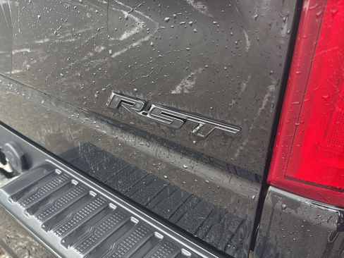 Used 2023 Chevrolet Silverado 1500 RST w/ Rally Edition image 5