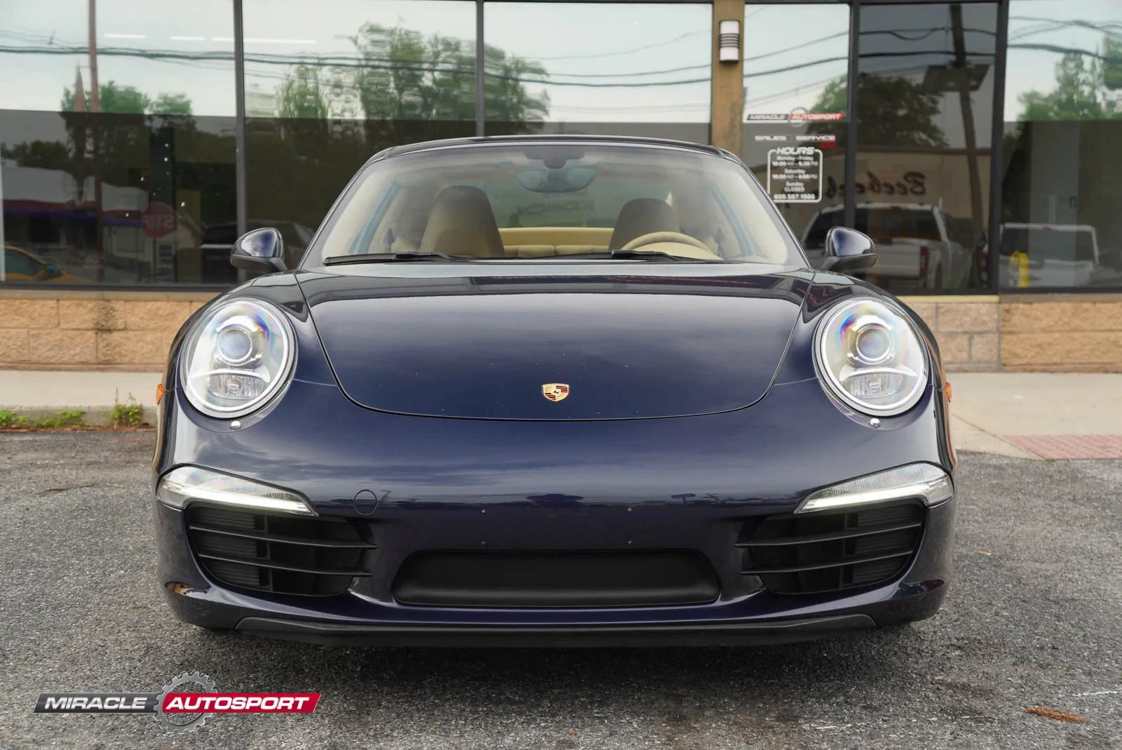 Used 2013 Porsche 911 Carrera RWD image 2