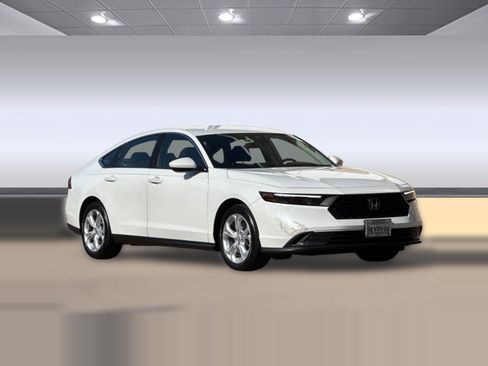 Used 2024 Honda Accord LX image 7