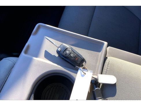 Used 2018 Ford F150 XL w/ Equipment Group 101A Mid image 14