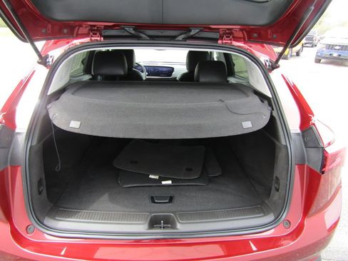 Used 2024 Buick Envision Preferred AWD/4WD image 5