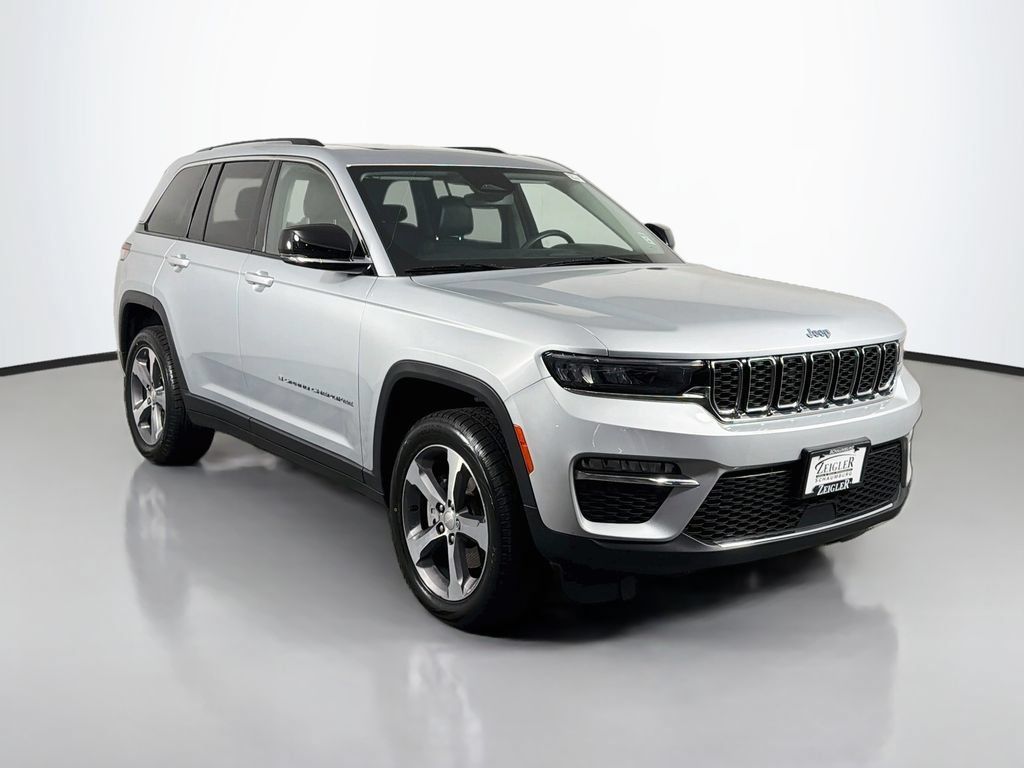 Used 2022 Jeep Grand Cherokee Limited 4xe AWD/4WD image 1