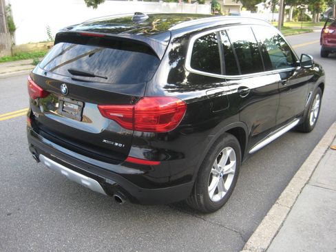 Used 2019 BMW X3 xDrive30i w/ Driving Assistance Package AWD/4WD image 3