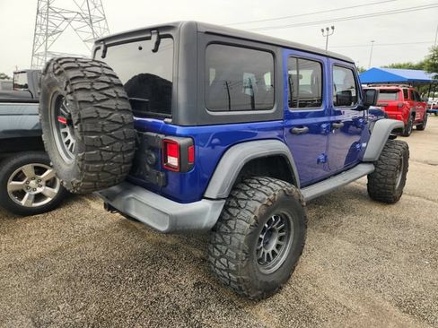 Used 2018 Jeep Wrangler Unlimited Sport S AWD/4WD image 5